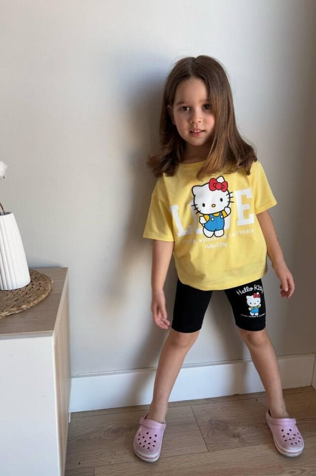Hello Kitty Baskılı Şort Takım