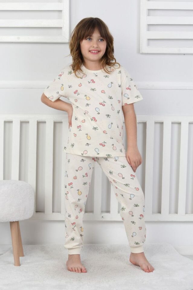 Meyve Desenli Kız Çocuk Pijama Takımı