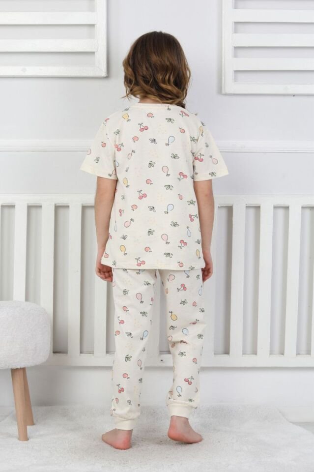 Meyve Desenli Kız Çocuk Pijama Takımı