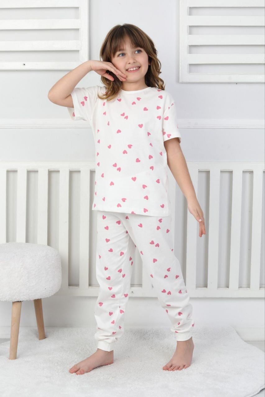 Kalp Desenli Kız Çocuk Pijama Takımı