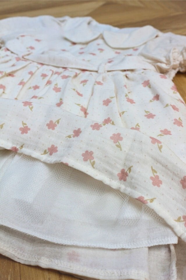 Çiçek Desenli Müslin Kız Çocuk Elbise