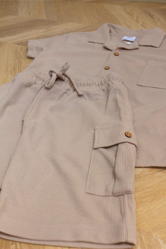 Waffle Düğmeli Erkek Çocuk Takım