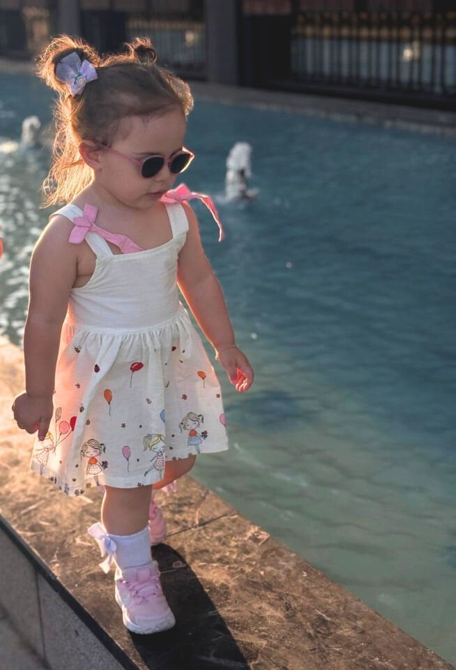 Yaz Temalı Kız Çocuk Elbise