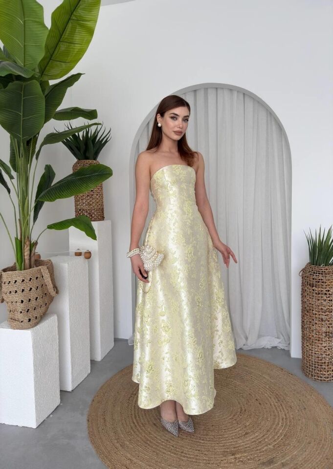 Saten Jakarlı Tasarım Kloş Straplez Prenses Kadın Elbise